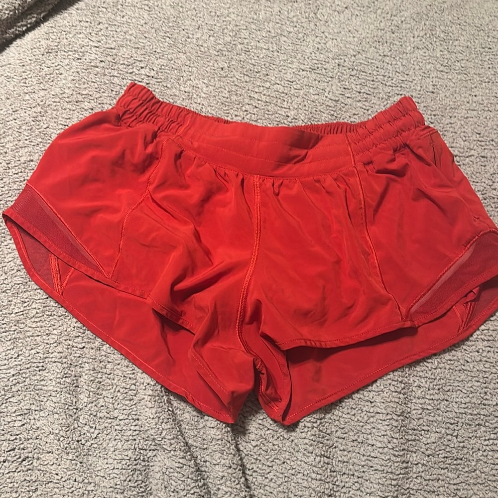 Red lululemon hotty hot